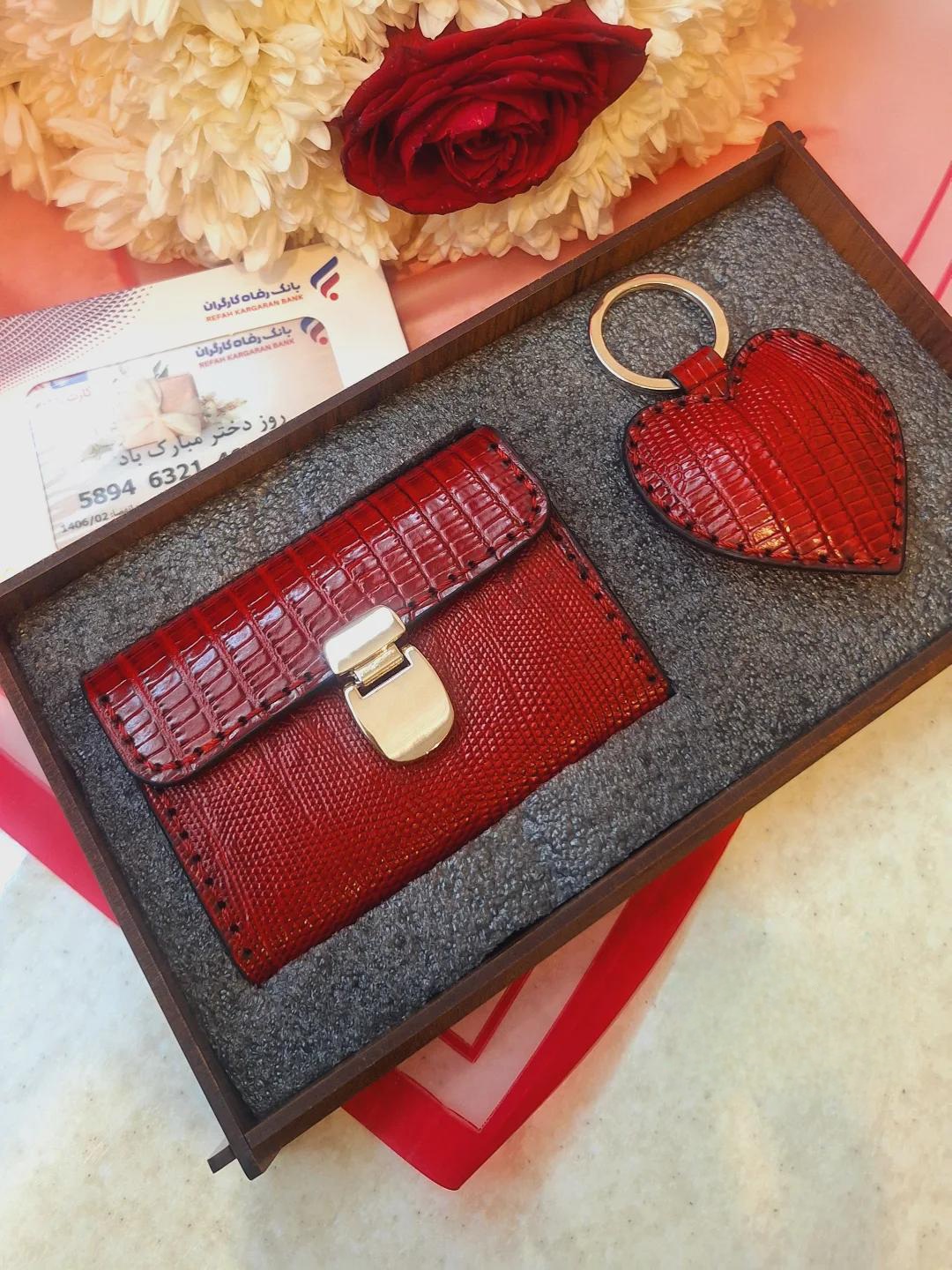 ست چرمی زنانه/ زرشکی جگری