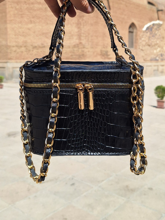 کیف مجلسی زنانه چرم طبیعی دستدوز/ مشکی